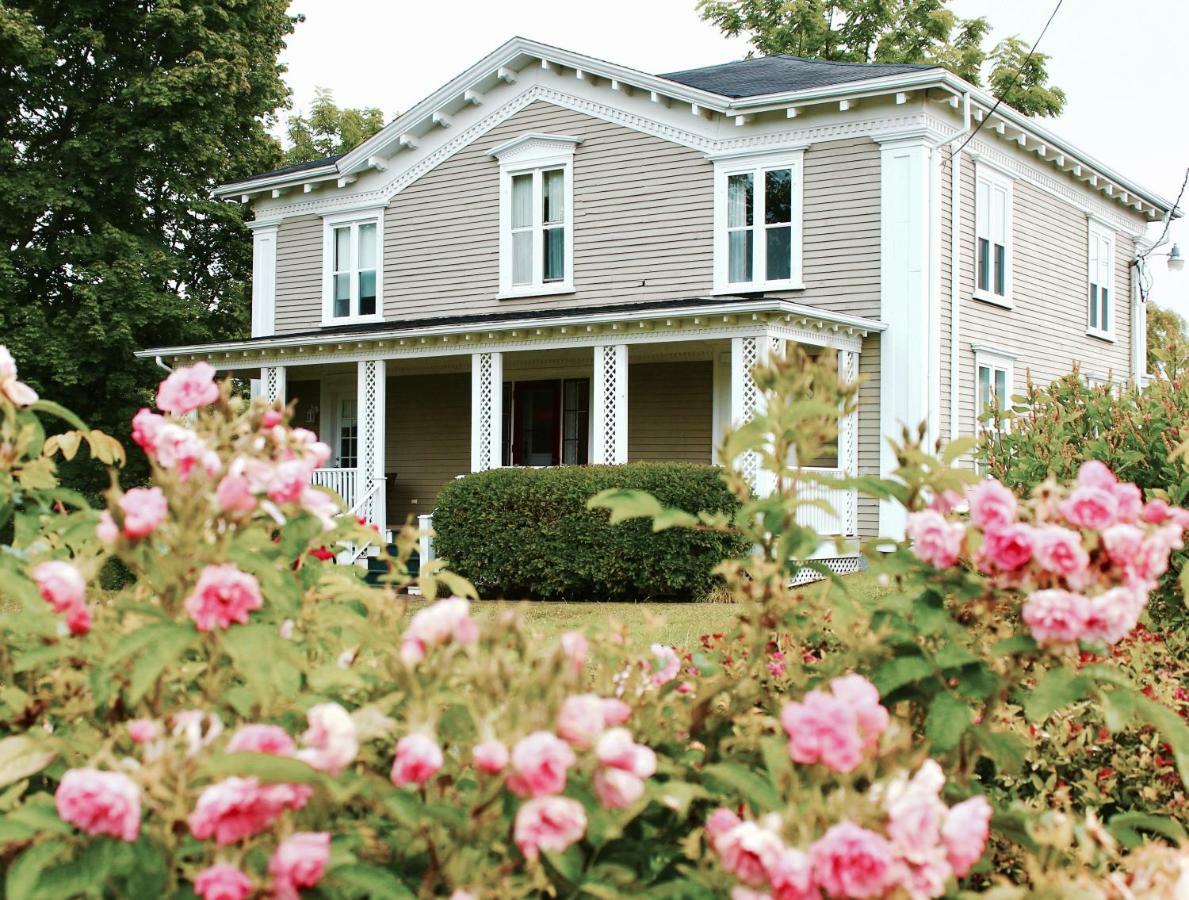 Evangeline Inn & Motel Grand pré Extérieur photo