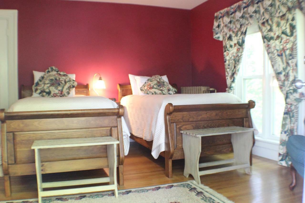 Evangeline Inn & Motel Grand pré Extérieur photo