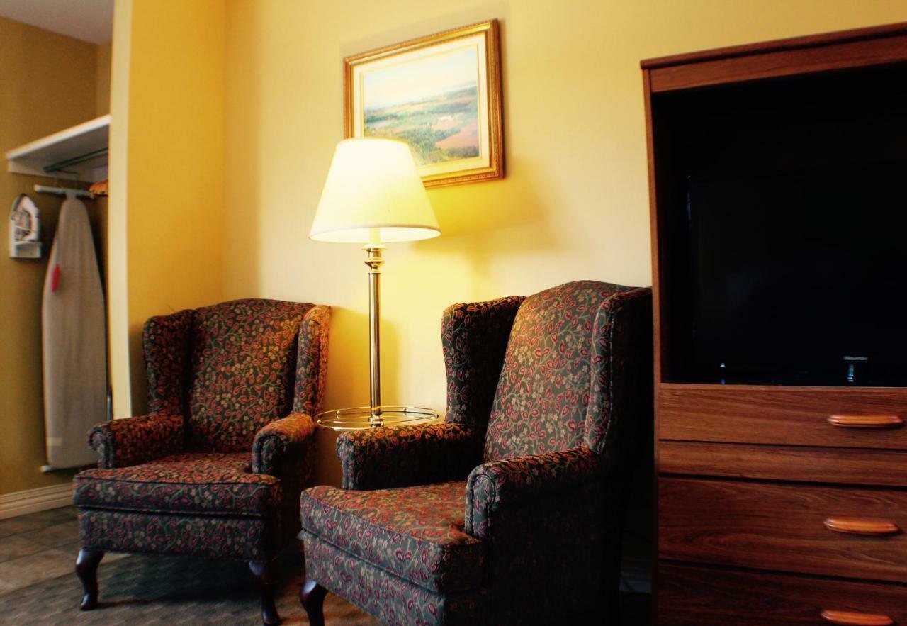 Evangeline Inn & Motel Grand pré Extérieur photo