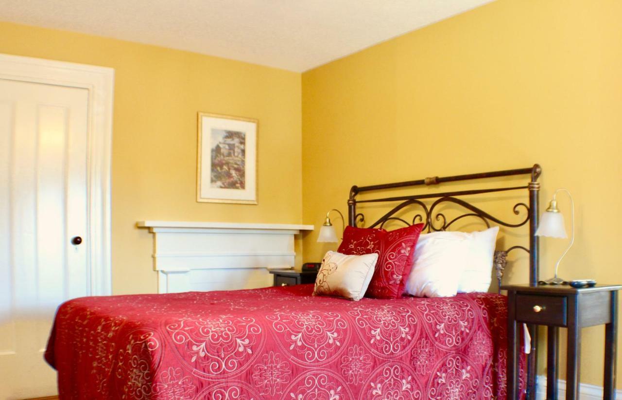 Evangeline Inn & Motel Grand pré Extérieur photo