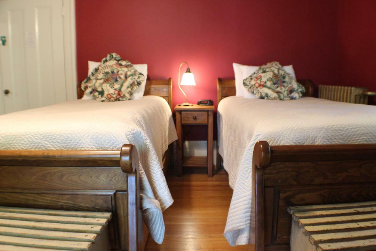 Evangeline Inn & Motel Grand pré Extérieur photo