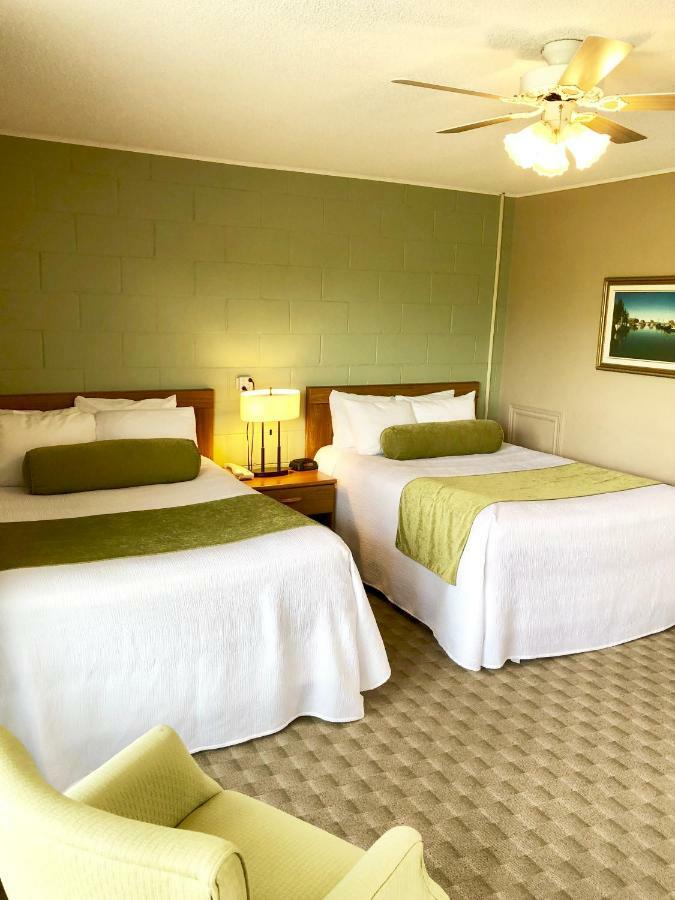 Evangeline Inn & Motel Grand pré Extérieur photo