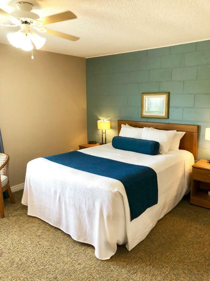 Evangeline Inn & Motel Grand pré Extérieur photo